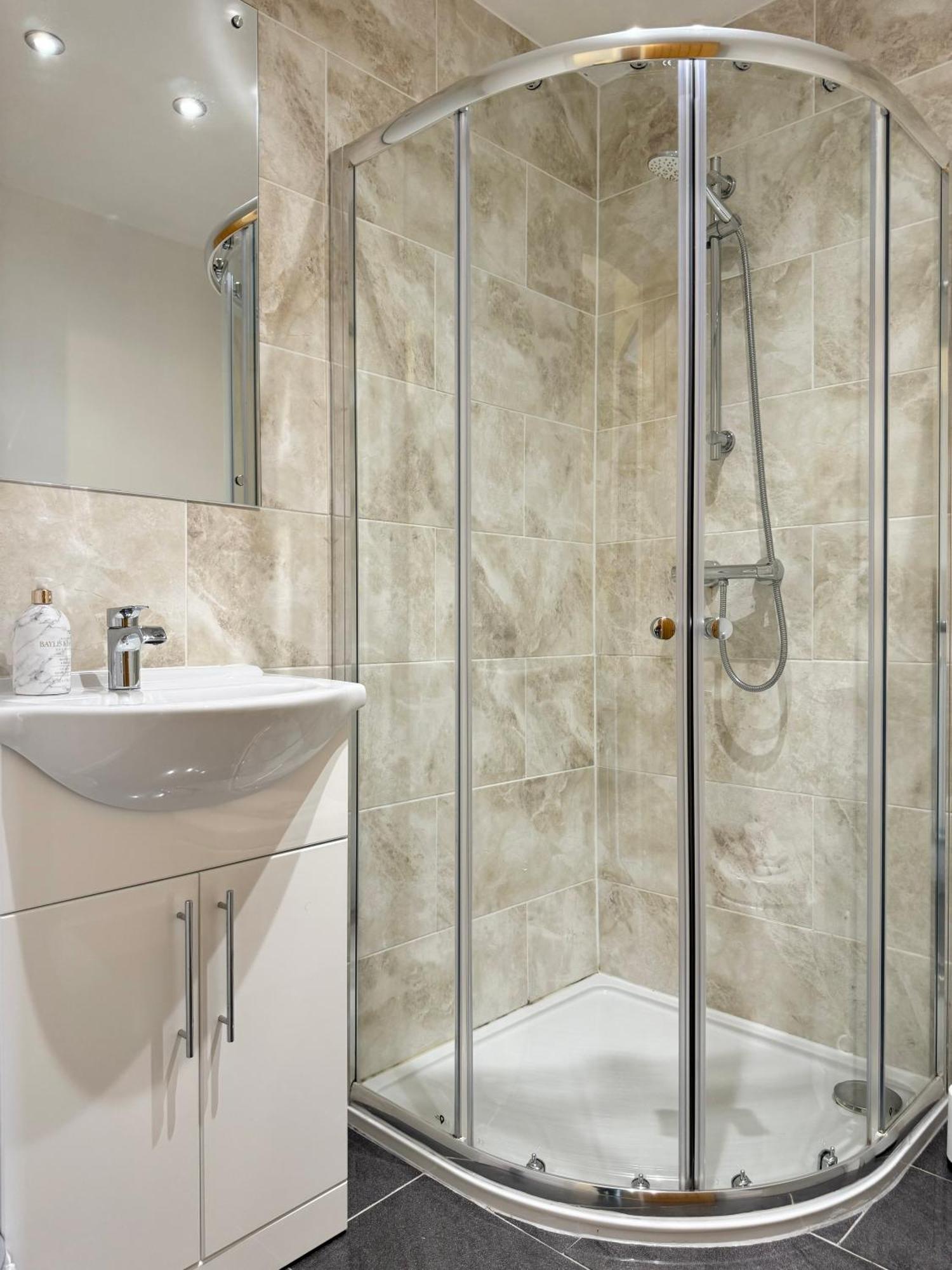 The Ravens Inn, 4 - Bed, Sleeps 6, Pets Welcome Ulverston Exteriér fotografie